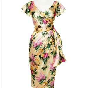 Pinup Couture Deadly Dames Cream Floral Ava S NWT
